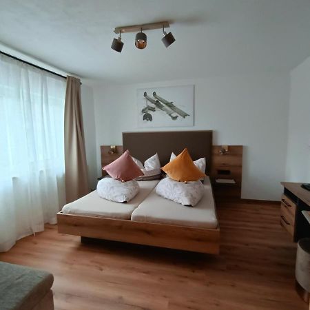 Haus Felix Apartment Pettneu am Arlberg Exterior foto